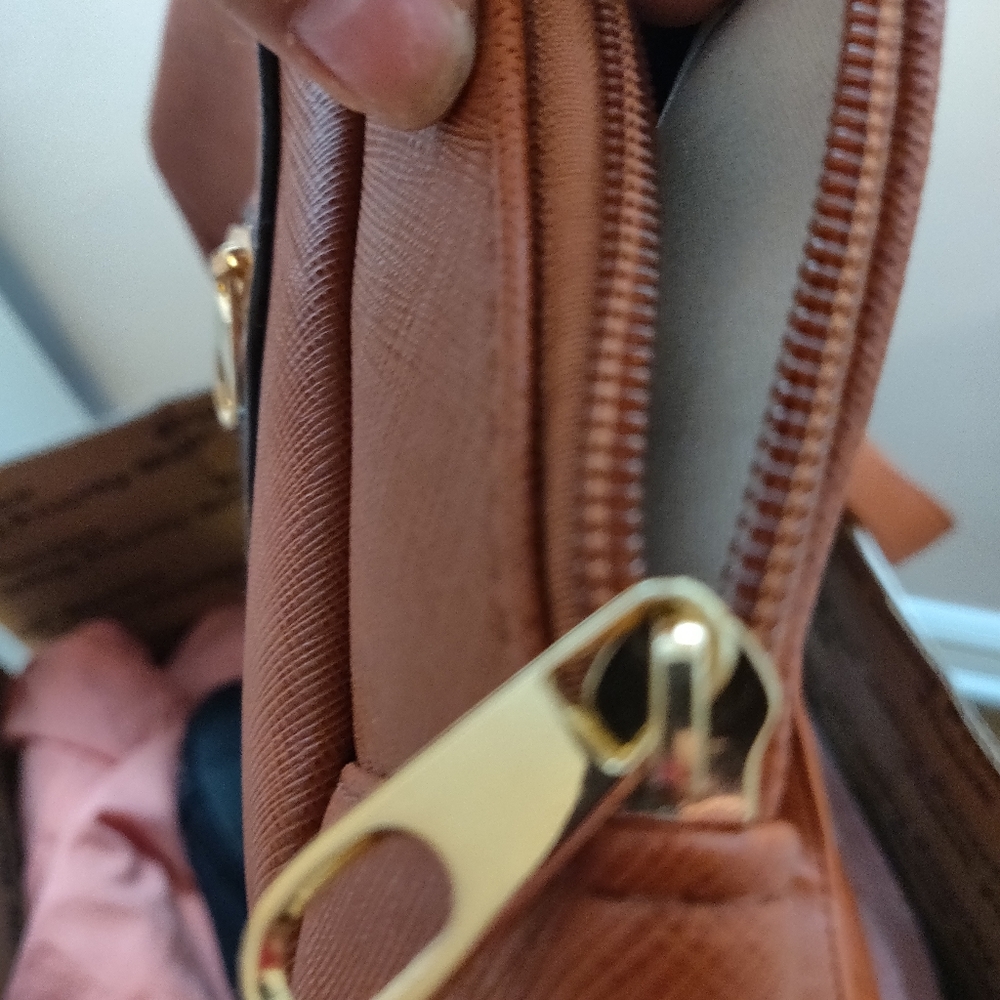 Cute spacious bag - Picture 7 of 9